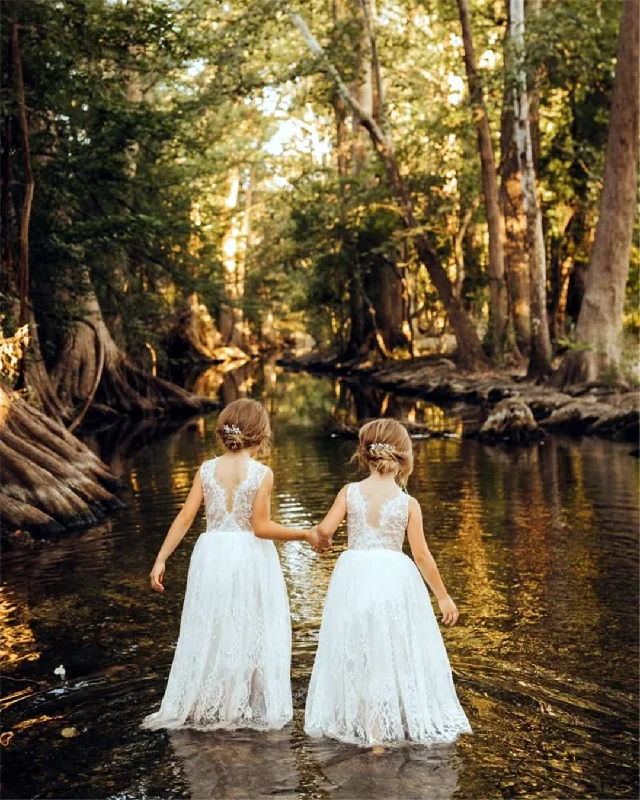 Rose All-Lace Flower Girl Dress in White